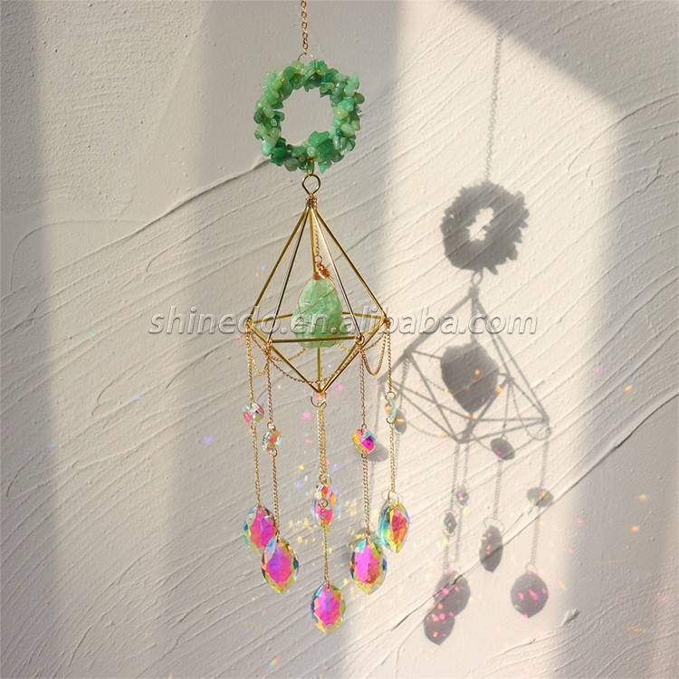 Multicolored crystal chimes decorate the wind chimes for Indoores