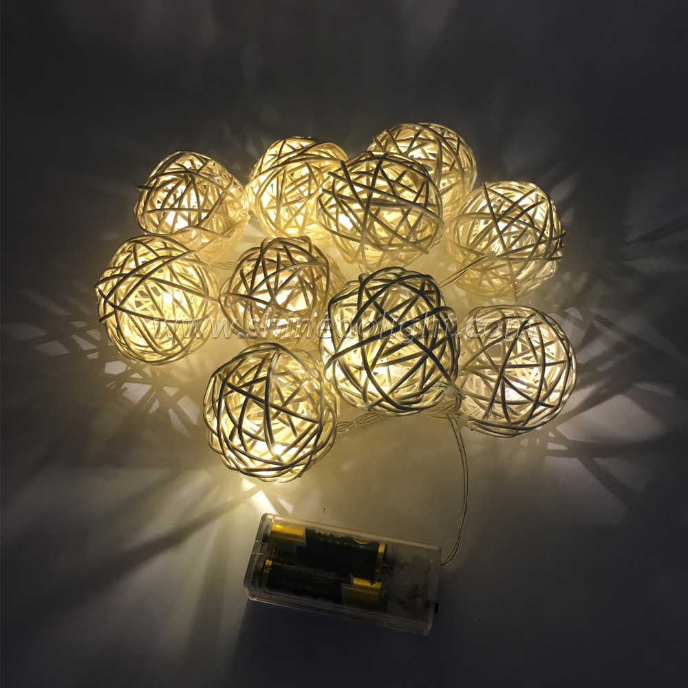 Holiday Decoration 10 LED Rattan Ball Solar String Light