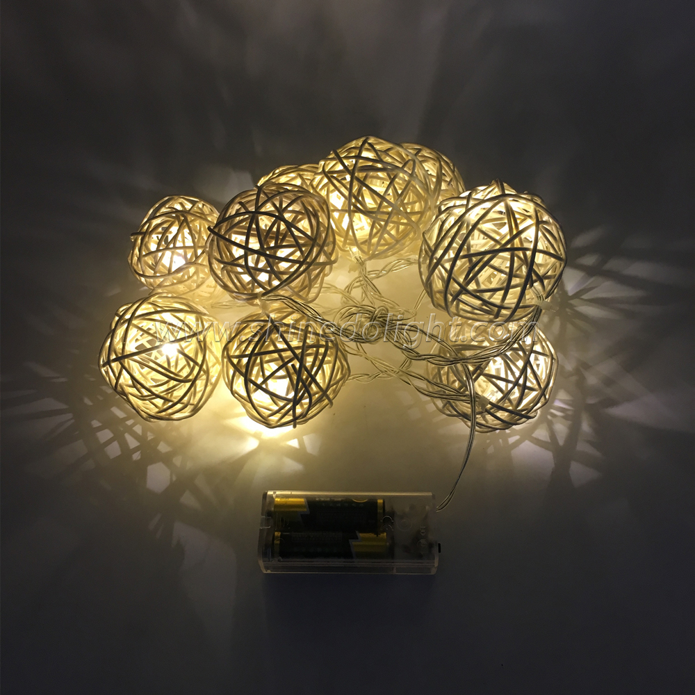 Holiday Decoration 10 LED Rattan Ball Solar String Light