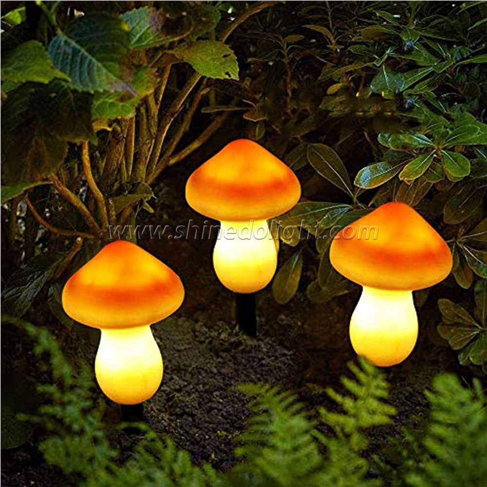 Outdoor Waterproof Decoration For Holiday Solar Mushroom Night Light