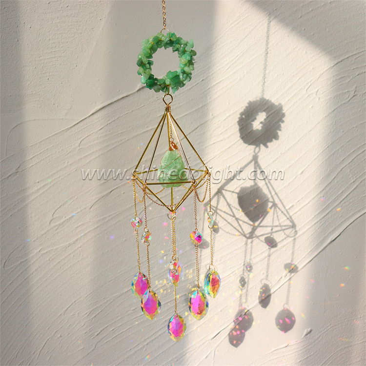 Multicolored crystal chimes decorate the wind chimes for Indoores