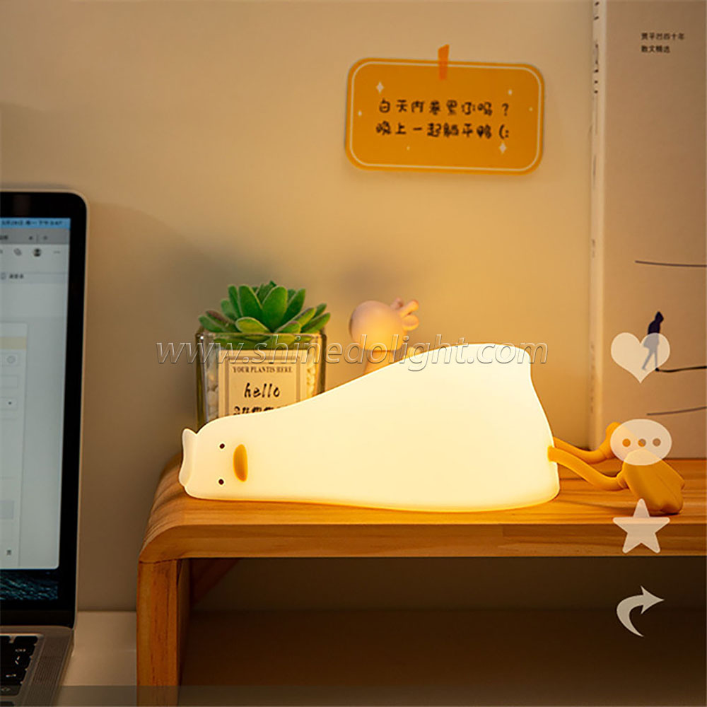 LED Pear Fruit Night Light USB Rechargeable 7 Colors Dimming Touch Silicone Table Lamp Cartoon Cute Bedroom Decor Bedside Lamp